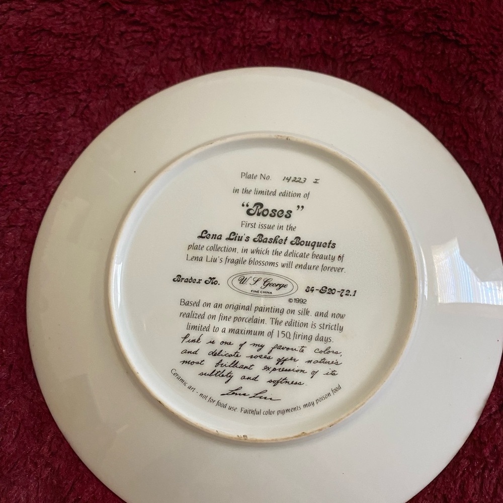 Floral Decorative Plate with Blue Border
From the Lena Liu’s Basket Bouquets - Picture 2 of 3